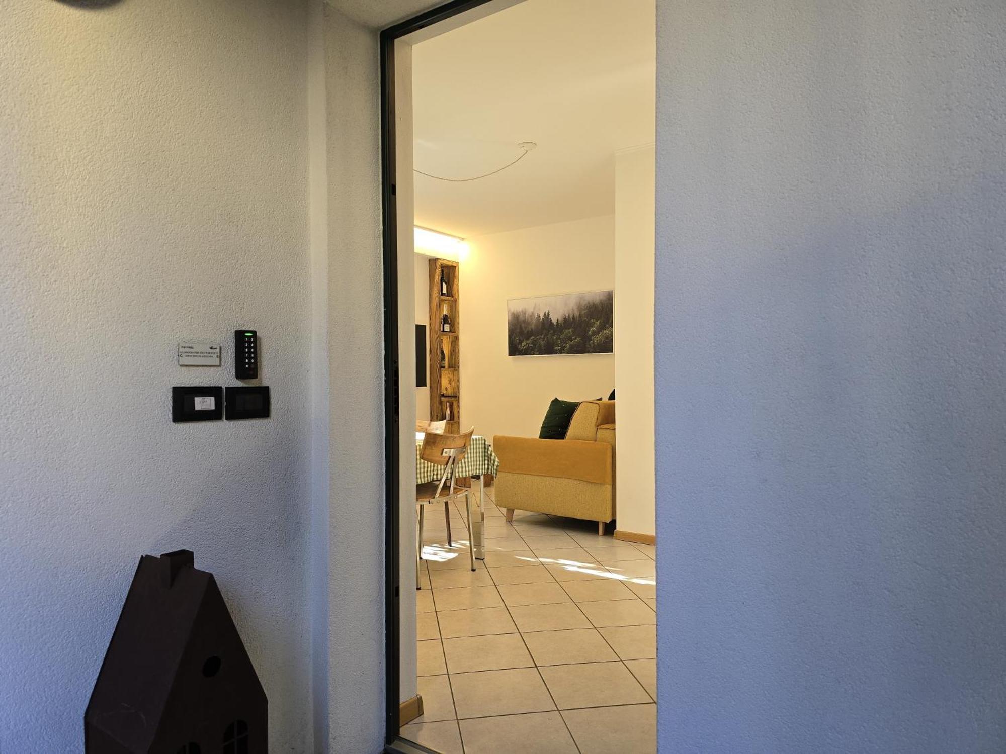 Dolomiten Lounge - Moderno Con Parcheggio Privato ペルジーネ・ヴァルスガーナ エクステリア 写真
